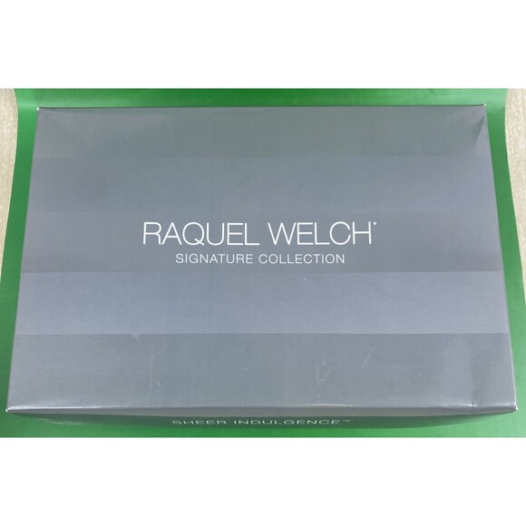 Raquel Welch Signature Collection On In 10 Heat Friendly Wig RL12/16 HONEY TOAST - Picture 13 of 14